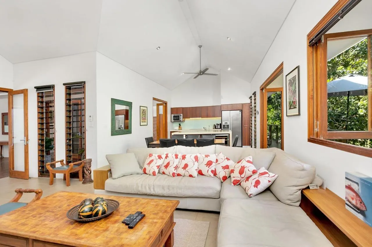 Belle Escapes Luxury Rainforest Villa פאלם קוב
