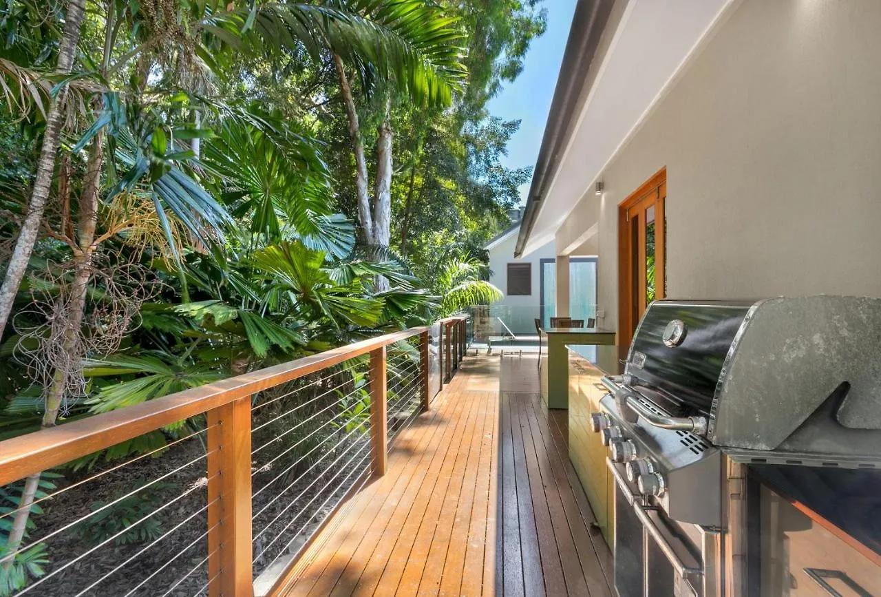 Belle Escapes Luxury Rainforest Villa פאלם קוב